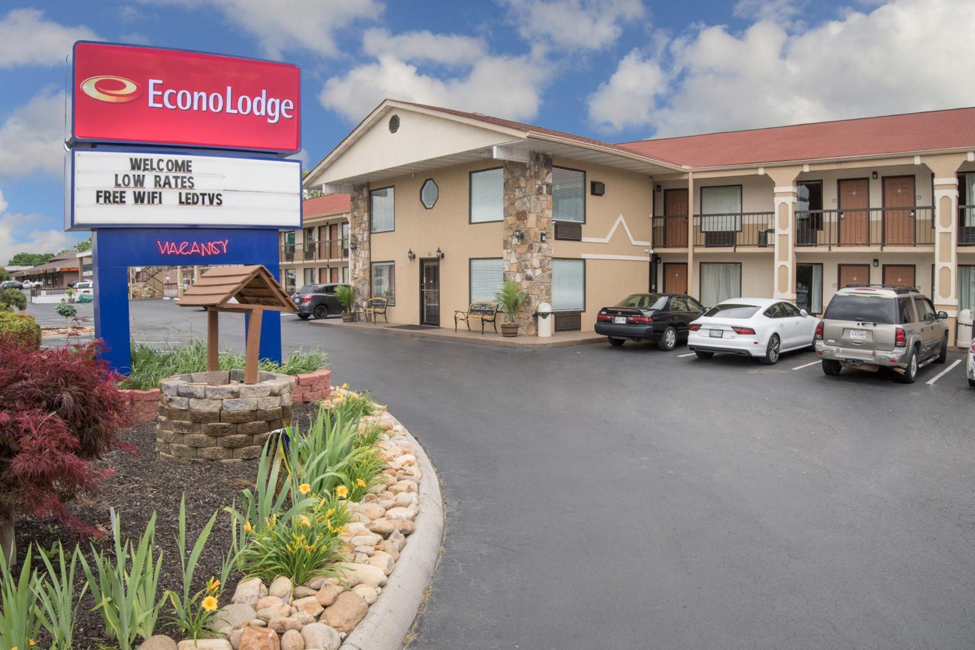 Econo Lodge Sevierville-Pigeon Forge On The River Zewnętrze zdjęcie