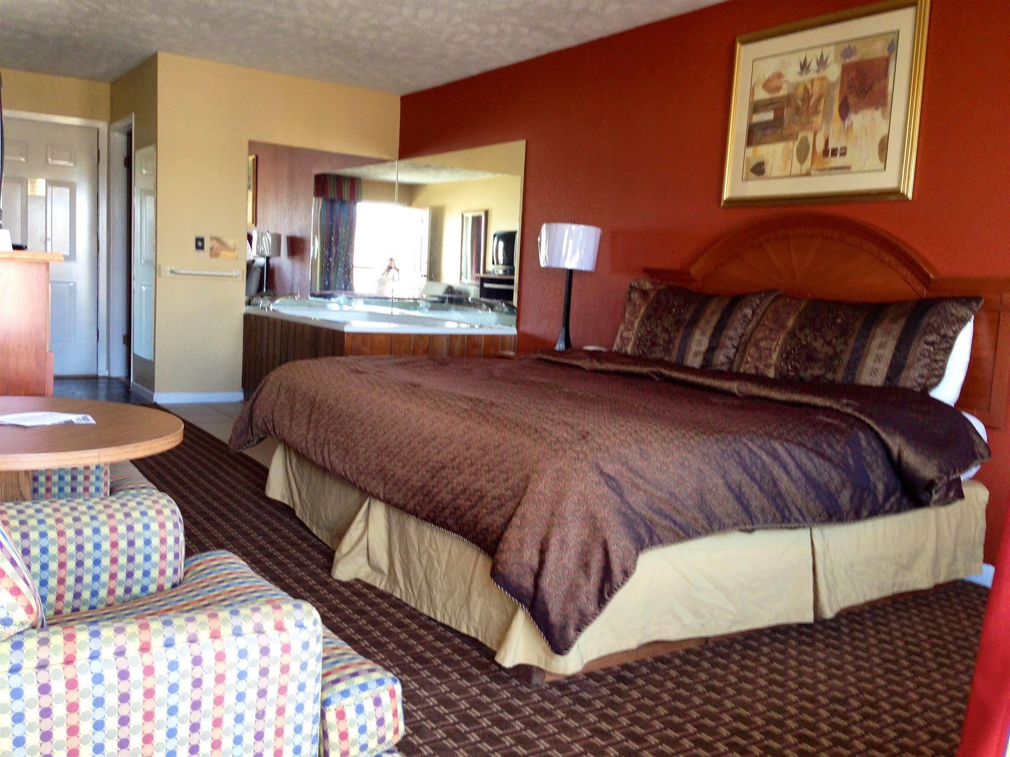 Econo Lodge Sevierville-Pigeon Forge On The River Zewnętrze zdjęcie