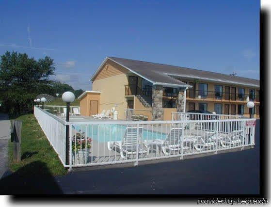 Econo Lodge Sevierville-Pigeon Forge On The River Zewnętrze zdjęcie